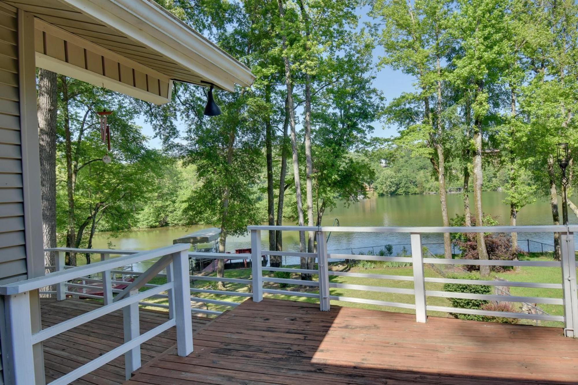 Lakefront Retreat With Deck, Dock And Resort Amenities Hot Springs Luaran gambar