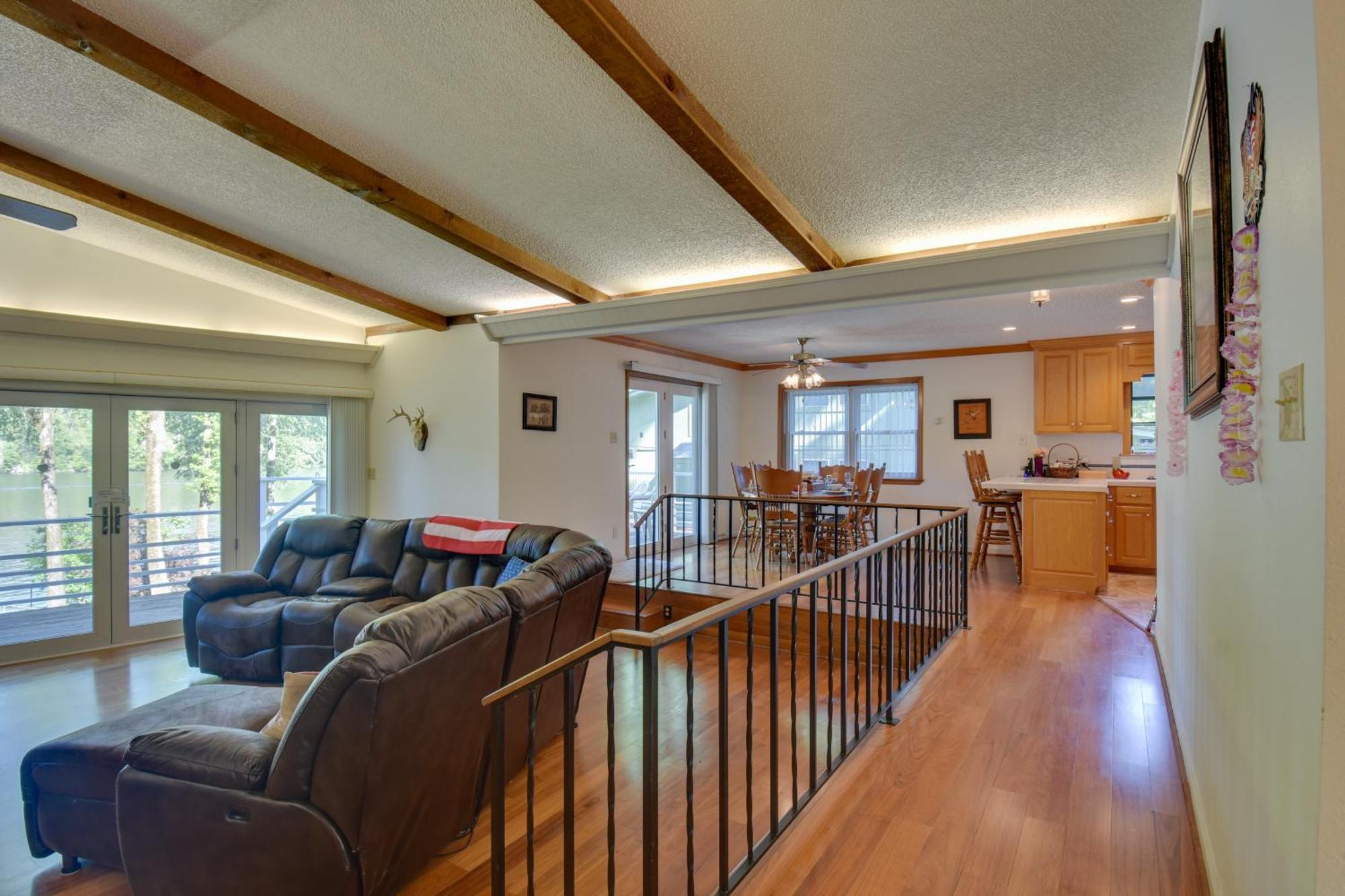 Lakefront Retreat With Deck, Dock And Resort Amenities Hot Springs Luaran gambar